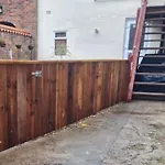 The Brown Box Let *