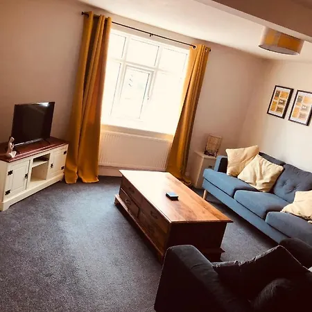 The Brown Box Let Apartment