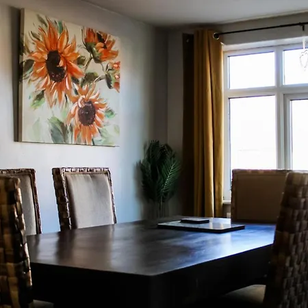 The Brown Box Let Appartement *
